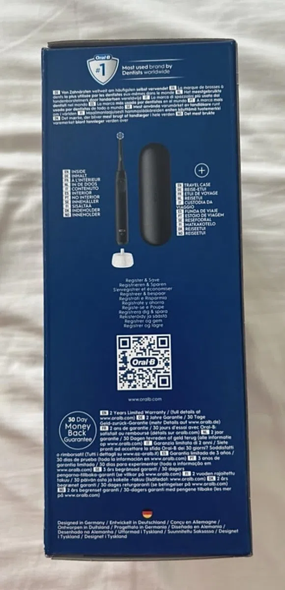 Oral-B iO 2 Spazzolino Da Denti Elettrico Blu Per Adulti, 3 Modalità Di Pulizia, Morbido Per Gengive, Spazzolatura Morbida, Accessori, Spazzolino Orale B Di Ricambio Caricatore, Blu Oceano