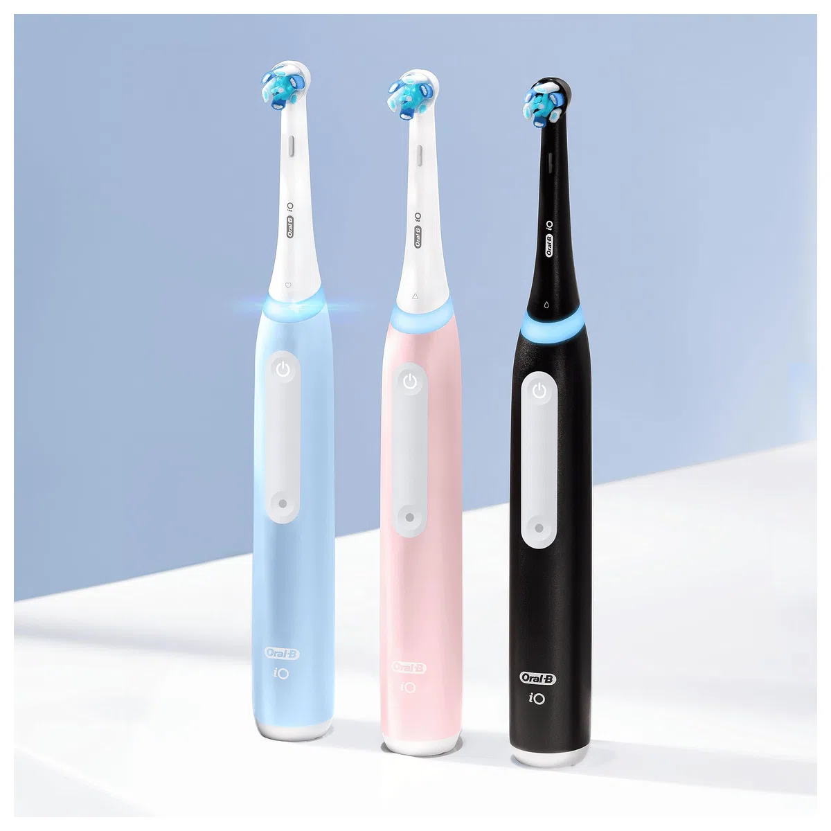 Oral-B Spazzolino Elettrico Ricaricabile iO 3 Nero, 1 Testina Di Ricambio, 1 Custodia Da Viaggio. + Dentifricio Oral-B Pro Expert Protezione Professionale 75ml. 1 Spazzolino