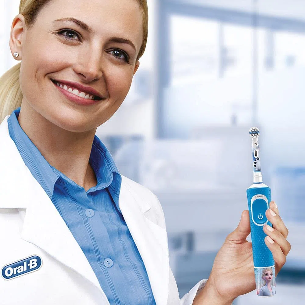 Oral-B Stages Power testine Frozen per spazzolini elettrici per bambini, 2 pezzi (il prodotto può differire dall'immagine)